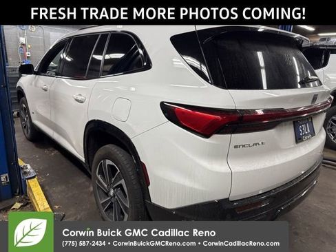 Used 2025 Buick Enclave Sport Touring w/ Power Package image 3