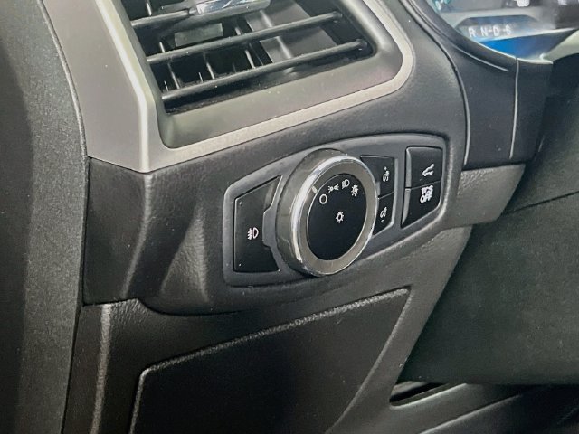 Used 2023 Ford Edge ST-Line AWD/4WD image 9