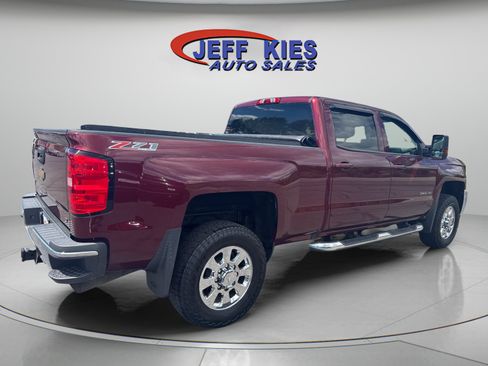Used 2017 Chevrolet Silverado 3500 LT AWD/4WD image 5