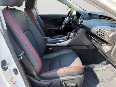 Used 2017 Lexus IS 200t w/ Navigation System Package RWD image 7