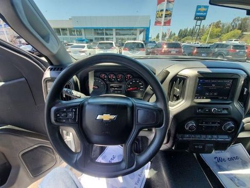 Used 2025 Chevrolet Silverado 1500 W/T RWD image 11