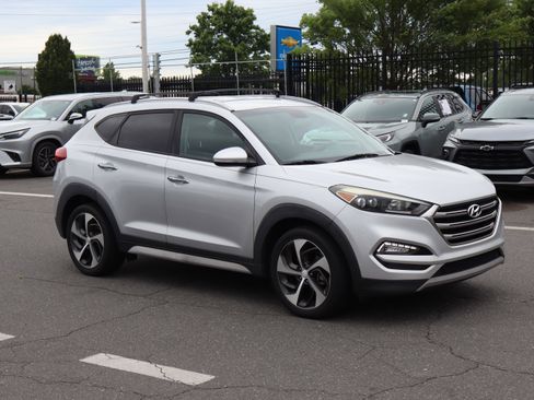 Used 2017 Hyundai Tucson Limited FWD image 13