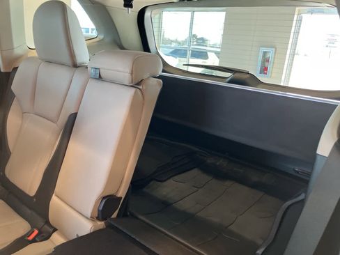 Used 2023 Subaru Forester Limited image 26