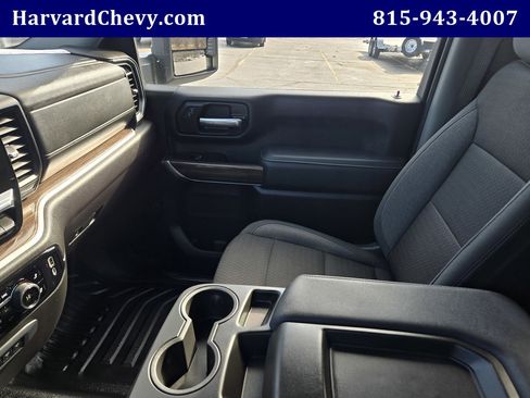 Used 2025 Chevrolet Silverado 3500 LT image 14