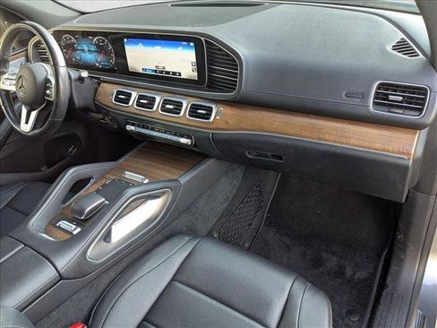 Used 2021 Mercedes-Benz GLS 450 4MATIC image 24