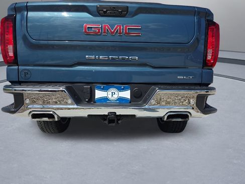 Used 2024 GMC Sierra 1500 SLT w/ SLT Premium Plus Package AWD/4WD image 31