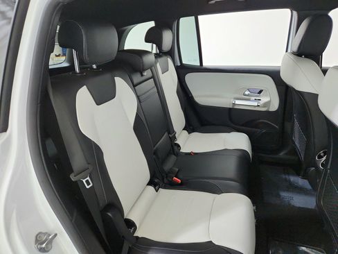 Certified 2022 Mercedes-Benz GLB 250 image 26