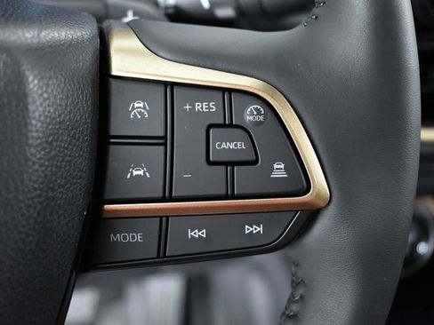 Used 2025 Toyota Grand Highlander AWD Hybrid image 42