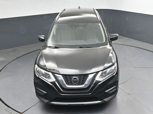 Used 2020 Nissan Rogue SV image 29