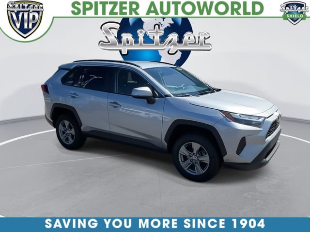 Used 2024 Toyota RAV4 XLE FWD image 3