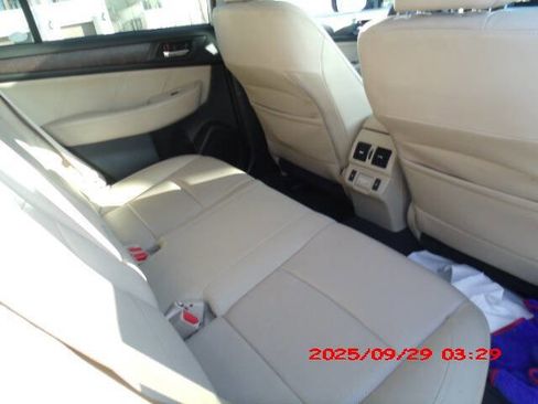 Used 2018 Subaru Outback 2.5i Limited image 10