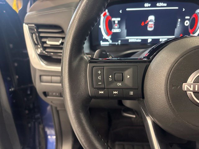 Certified 2023 Nissan Rogue Platinum AWD/4WD image 18