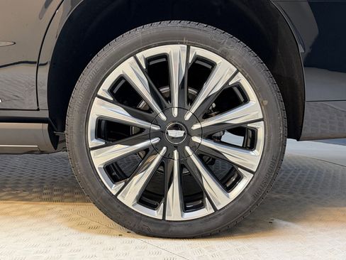 New 2026 Cadillac Escalade Luxury w/ Touring Package AWD/4WD image 11