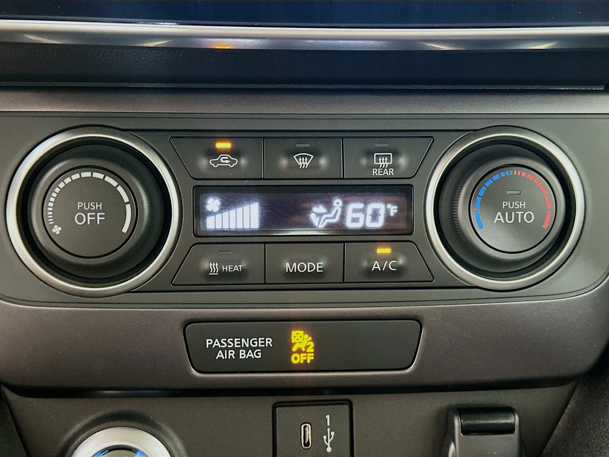 Used 2024 Nissan Leaf S FWD image 22