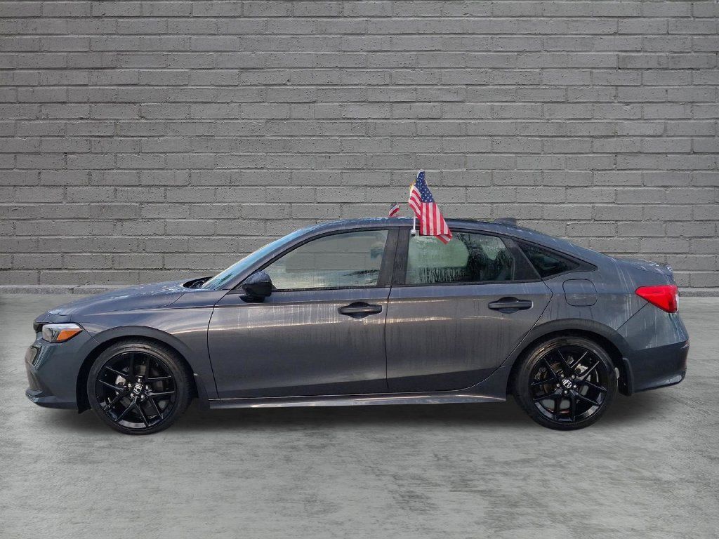 Used 2024 Honda Civic Sport image 4