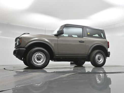 New 2026 Ford Bronco 2-Door AWD/4WD image 47