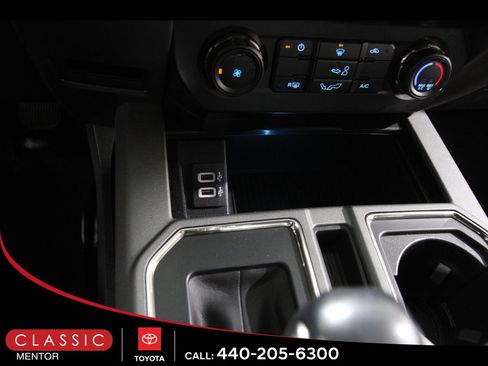 Used 2019 Ford F150 Raptor w/ Raptor Hood Graphics Package image 17