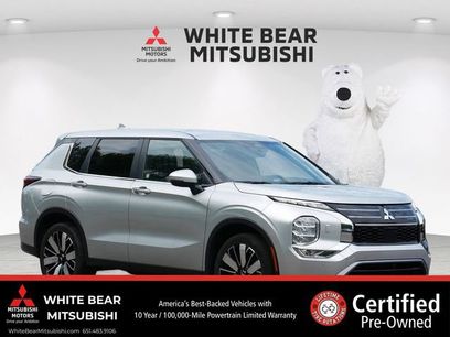 Used 2025 Mitsubishi Outlander SE