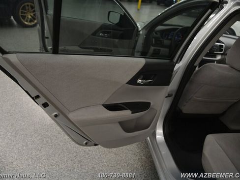 Used 2013 Honda Accord LX image 36