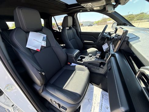 Certified 2026 Toyota 4Runner Limited AWD/4WD image 26