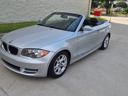 Used 2008 BMW 128i Convertible RWD image 19