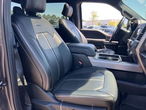 Used 2017 Ford F250 Platinum w/ Platinum Ultimate Package AWD/4WD image 44