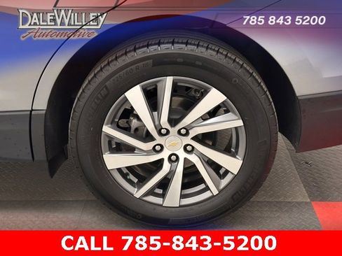 Used 2024 Chevrolet Equinox LT w/ LPO, Floor Liner Package image 21