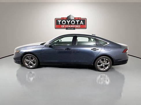 Used 2023 Honda Accord EX-L image 4