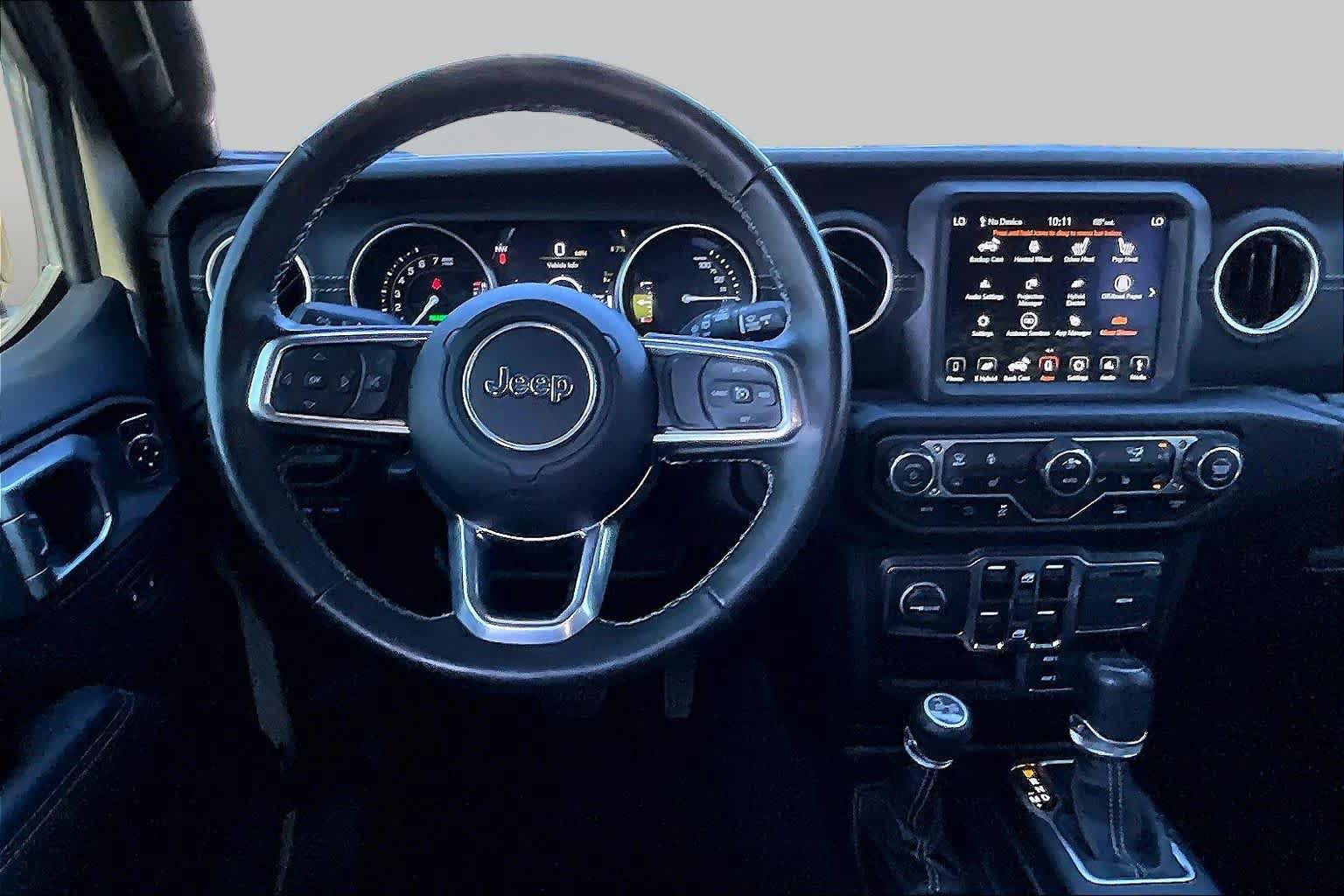 Used 2022 Jeep Wrangler Unlimited Sahara w/ Cold Weather Group AWD/4WD image 6