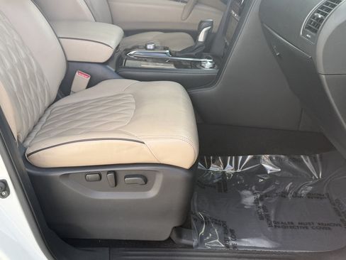 Used 2021 Nissan Armada Platinum w/ Captain's Chairs Package AWD/4WD image 37