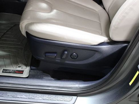 Used 2022 Hyundai Palisade SEL w/ 8P Bench Seat Package image 13