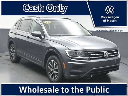 Used 2019 Volkswagen Tiguan SE w/ Panoramic Sunroof Package AWD/4WD image 1