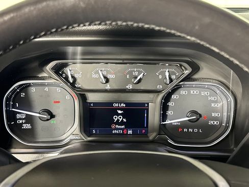 Used 2019 GMC Sierra 1500 Elevation w/ Elevation Value Package AWD/4WD image 13