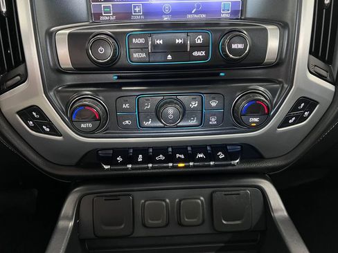 Used 2017 GMC Sierra 1500 SLT AWD/4WD image 15