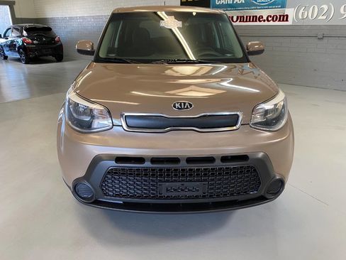 Used 2015 Kia Soul Base 4dr Crossover 6A image 2