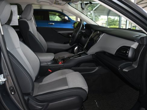 Used 2022 Subaru Outback Premium image 21