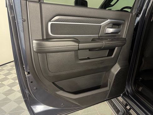 Used 2025 RAM 2500 Big Horn AWD/4WD image 26