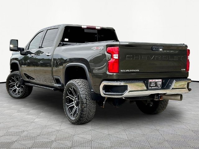 Used 2022 Chevrolet Silverado 2500 LTZ w/ LTZ Plus Package AWD/4WD image 7