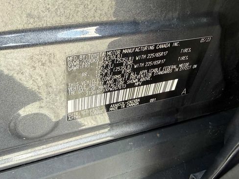 Certified 2023 Toyota RAV4 LE FWD image 30