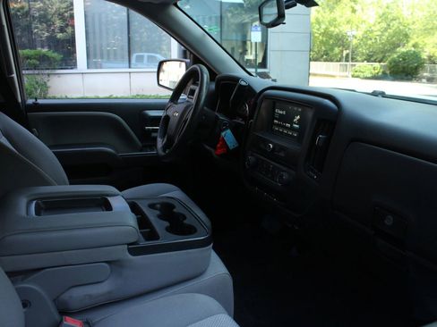 Used 2018 Chevrolet Silverado 1500 Custom w/ Rally 1 Edition RWD image 21