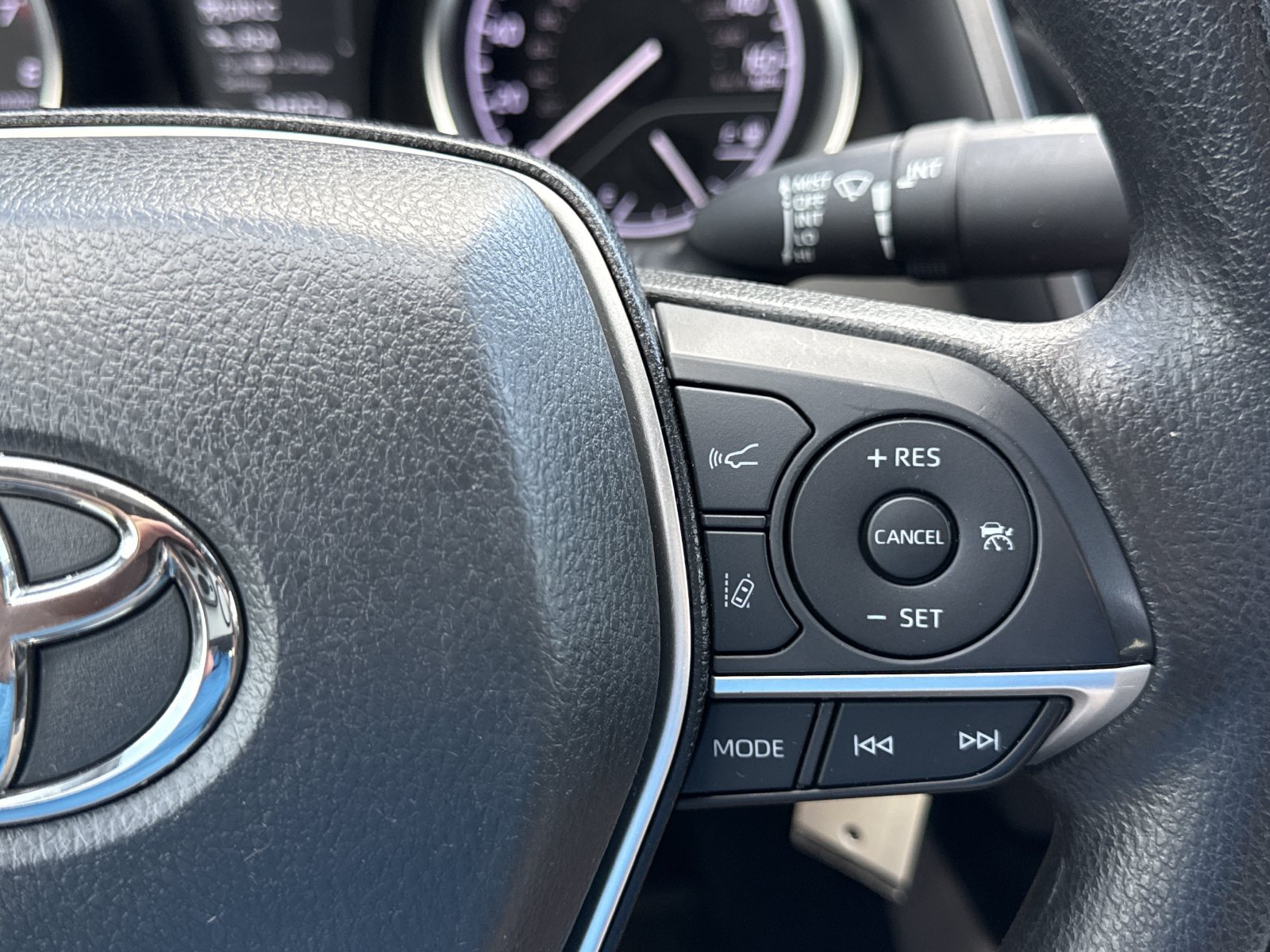 Used 2024 Toyota Camry LE FWD image 19