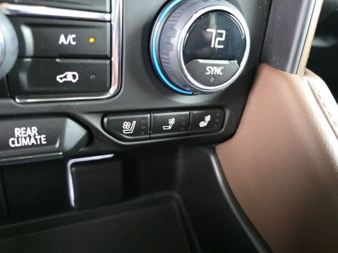 Used 2023 Chevrolet Tahoe High Country AWD/4WD image 37
