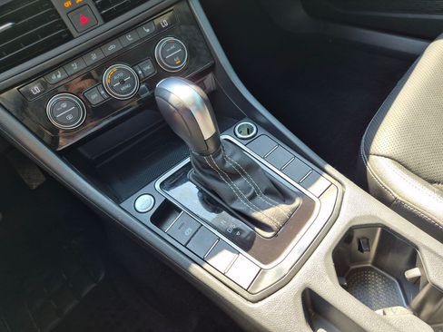 Used 2021 Volkswagen Jetta SEL Premium FWD image 27