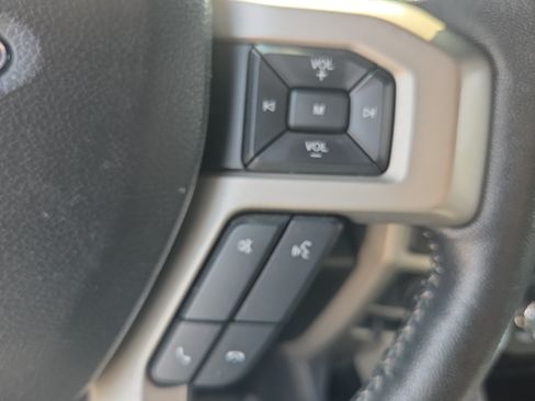 Used 2019 Ford F150 Lariat AWD/4WD image 26