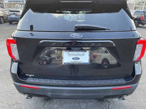 Used 2022 Ford Explorer ST-Line image 12