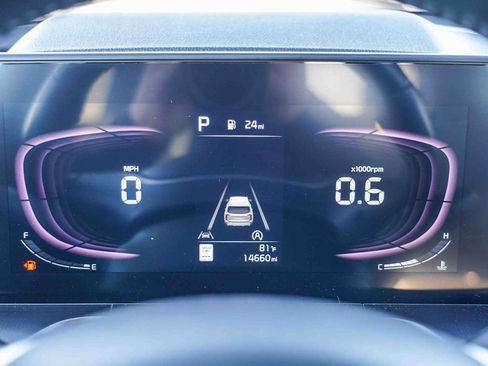 Used 2023 Kia Telluride S image 23