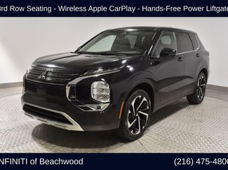 Used 2024 Mitsubishi Outlander SE Black Edition video 1
