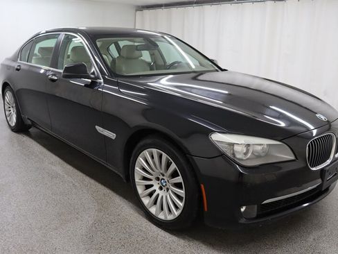 Used 2012 BMW 750Li xDrive AWD/4WD image 2