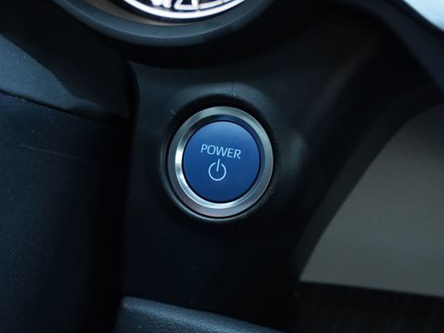 Used 2024 Toyota Sienna Platinum image 15