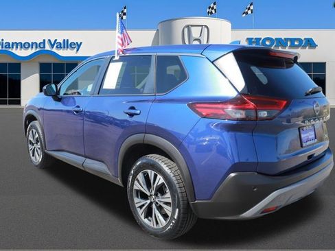 Used 2023 Nissan Rogue SV FWD image 4